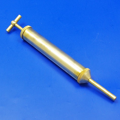 290 Brass oil syringe Gun and Adaptor Ends Greasers and Oilers